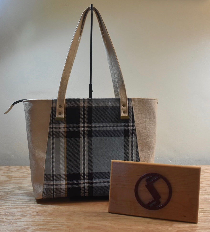 Faux Leather Tote - Navy/Ivory