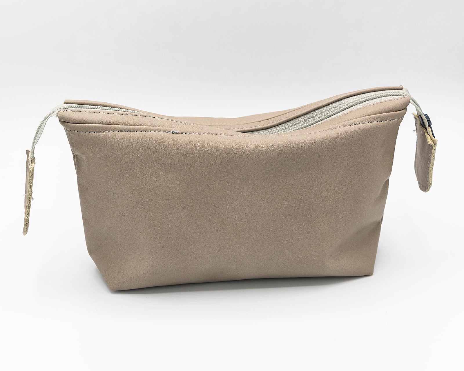 Charismatic Cosmetic