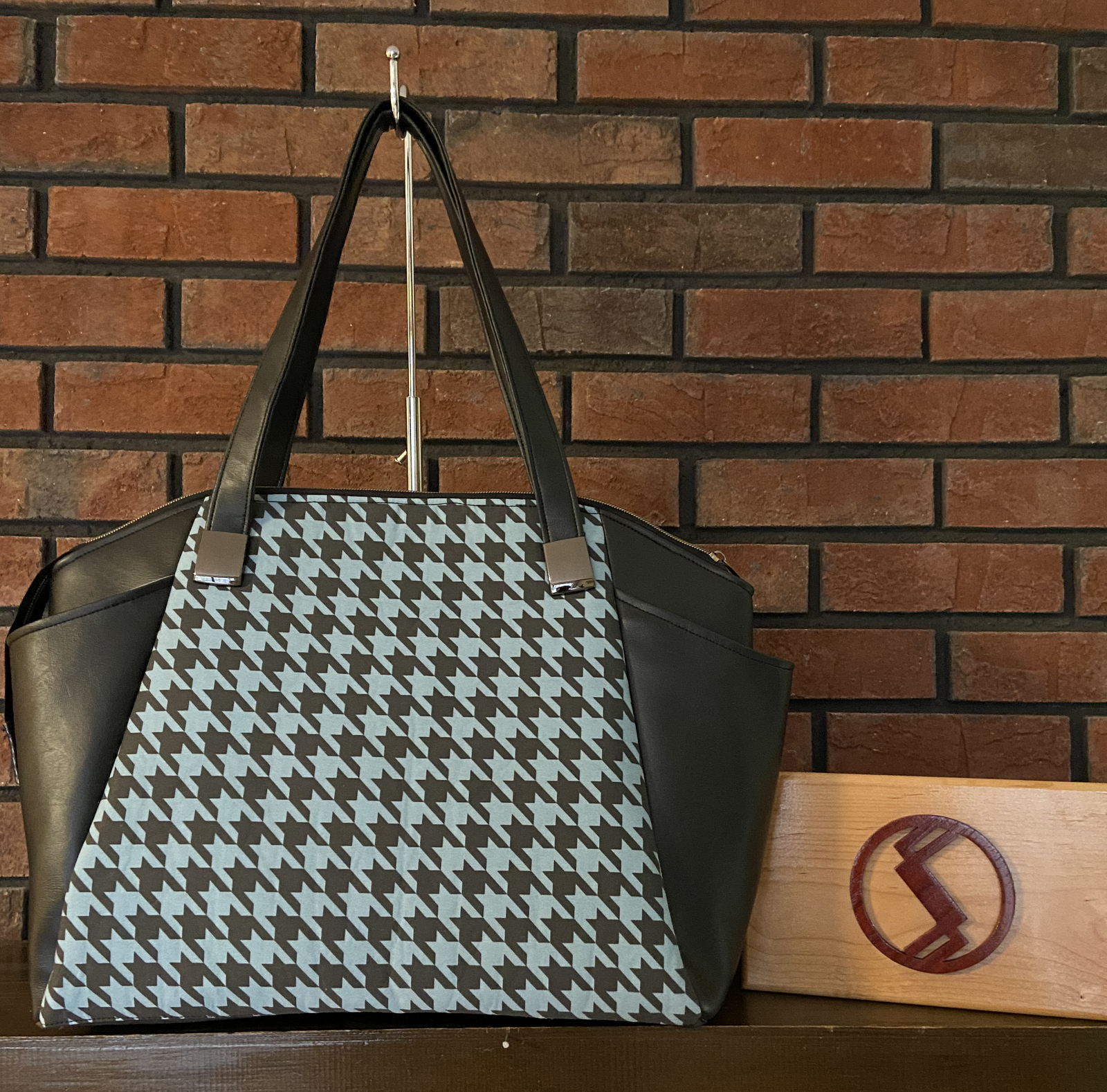 Heavenly Houndstooth